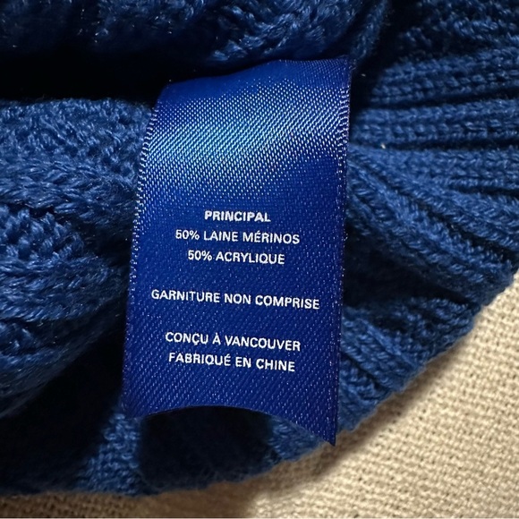 NWOT Kit and Ace Blue Knit Hat Merino Wool Blend - Picture 4 of 4